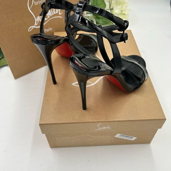 SOLD!!!! Women’s Christian Louboutin Mara patent dual buckle sandals size 36.5 - Picture 8 of 12